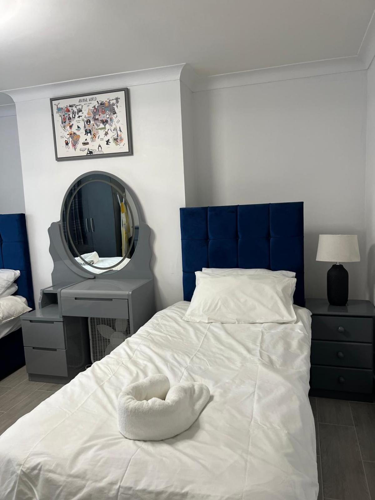Beautiful 2-Bedroom In Grays Close To Lakeside Extérieur photo